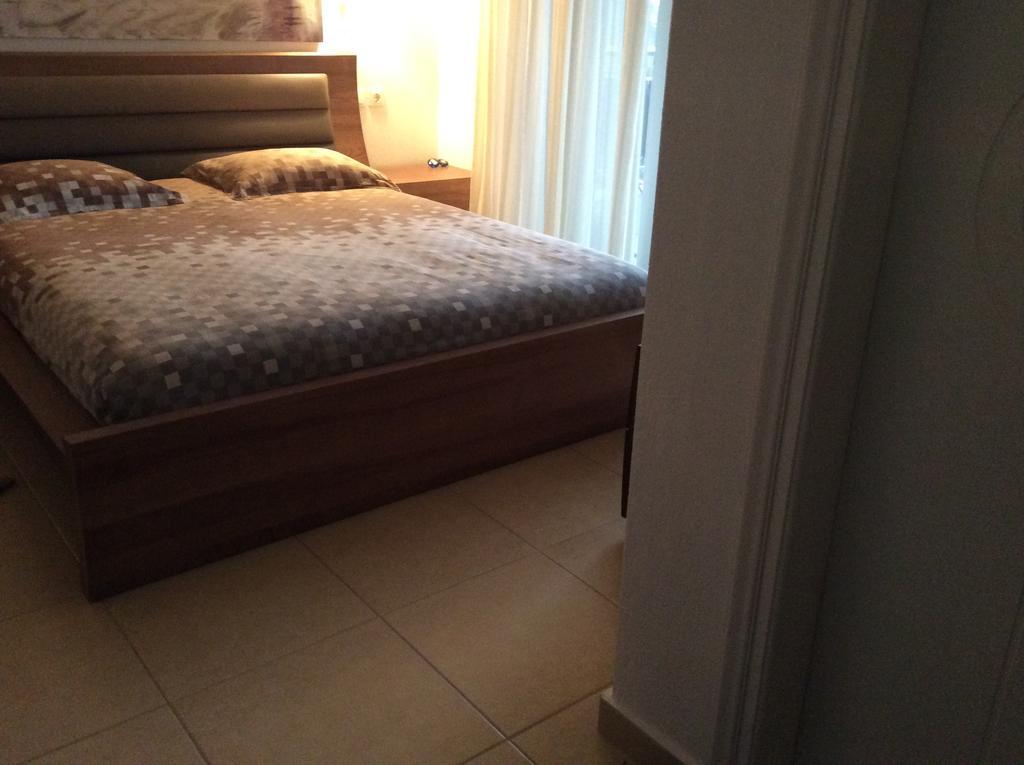 Mariza'S Guest House Skiathos Town Exterior foto